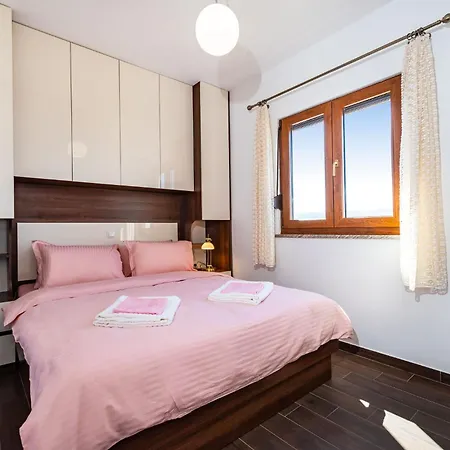 Holiday Home Lota Starigrad Paklenica Exterior photo