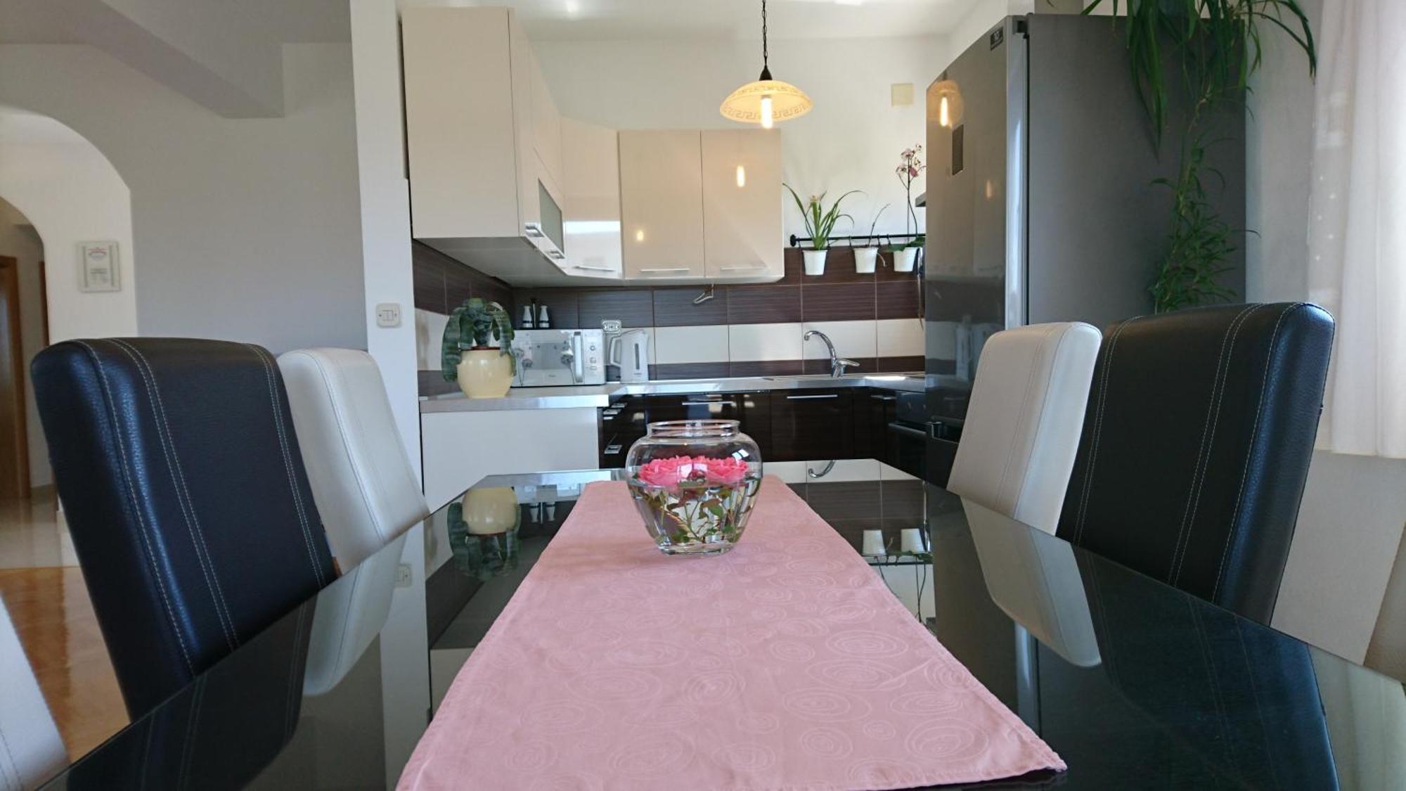 Lota Holiday home *